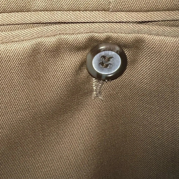 Austin Reed, England, London, 33, pleated front button zip clasp front closure. - Picture 8 of 10